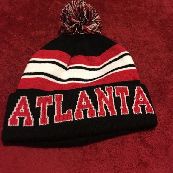 Red and black atlanta beanie - Picture 1 of 1