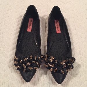 Betsy Johnson Spiked Leather Flats