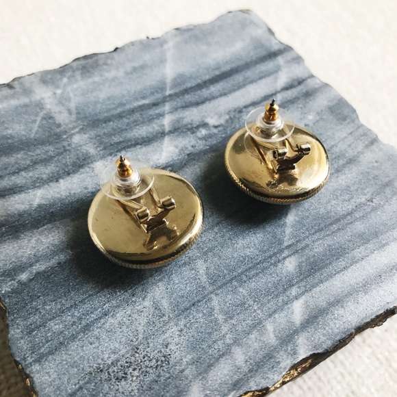 *PRICE DROP!* 'Guess' Round Earrings - Picture 3 of 4