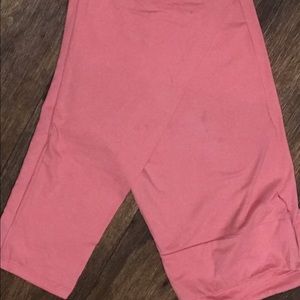 NEW 🆕 HEATHERED PINK LULAROE LEGGINGS
