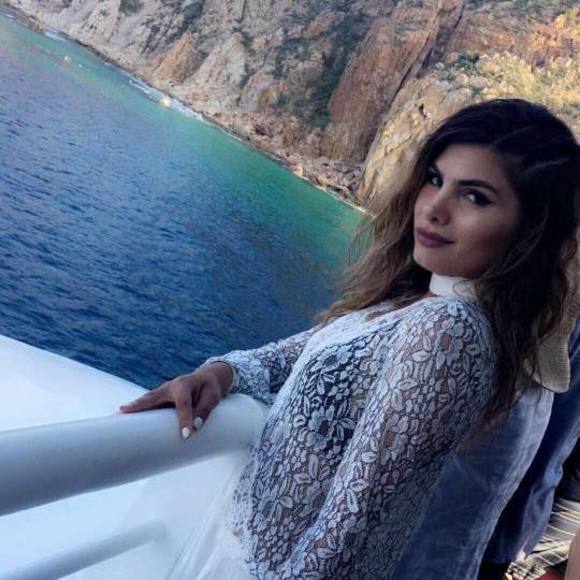 Meet your Posher, Sirvard