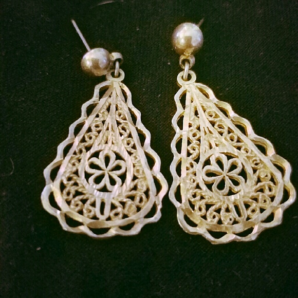 Sterling silver earrings - Picture 2 of 2