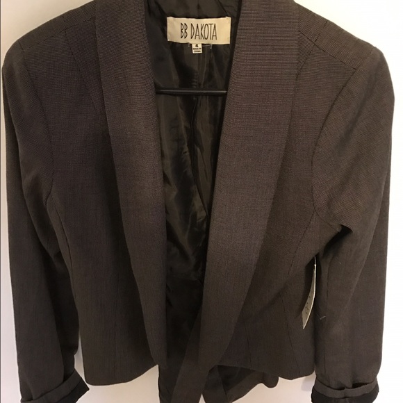 BB Dakota Blazer - Picture 1 of 3