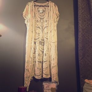 Beautiful long lace duster