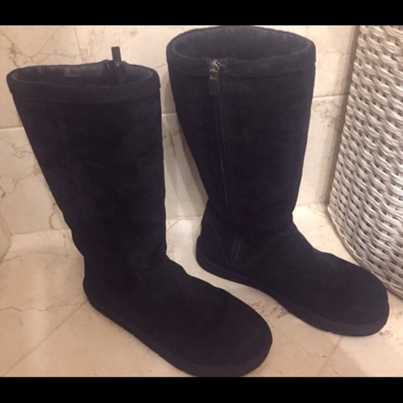 UGG Shoes - Black - $65.