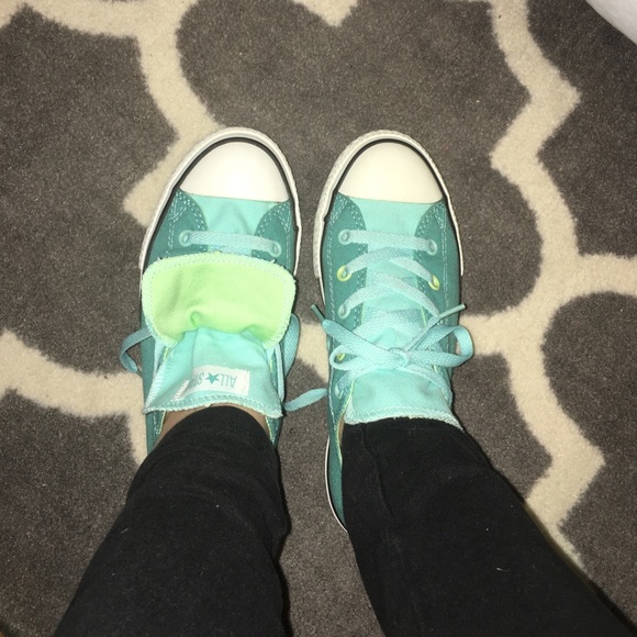light blue converse kids