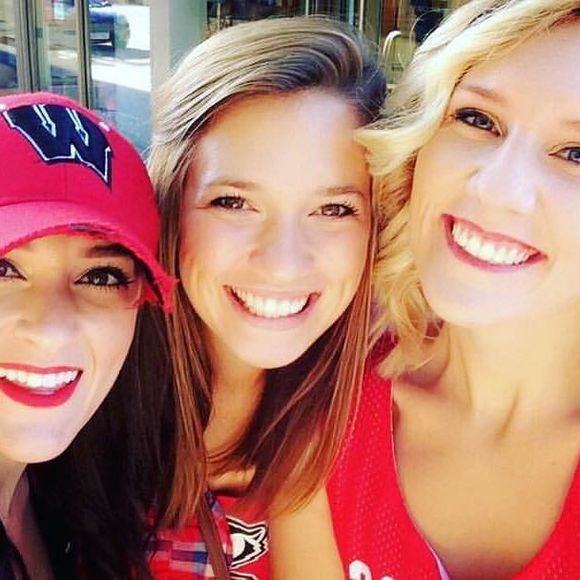 Meet your Posher, Kim - Picture 1 of 1