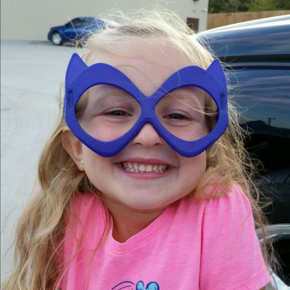 Meet your Posher, Leslie