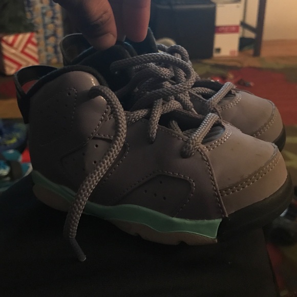 Jordan 6 - Picture 1 of 3