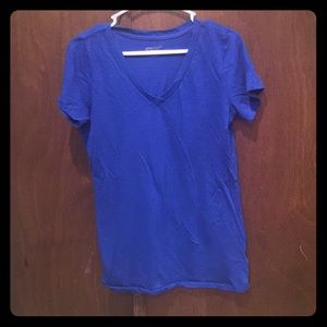 Arizona jeans co V-neck shirt