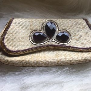 🌿Gorgeous Anya Hindmarch straw clutch