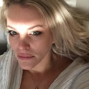 Meet your Posher, Leslie