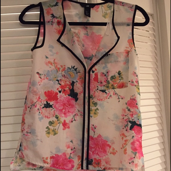 Floral Sleeveless top
