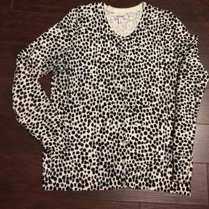Women's Old Navy print sweater, size large.