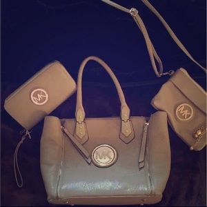 MK purse set!!!