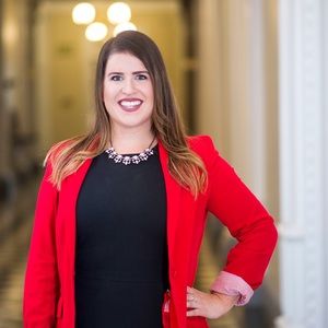 Meet your Posher, Stephanie