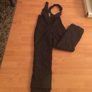 NWOT-Kids snow bib pants-weekend sale-🎉