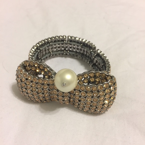 Jeweled bracelet - Picture 2 of 3