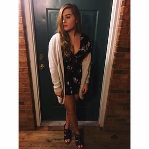 Meet your Posher, Victoria