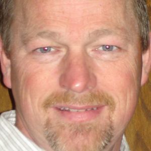 Meet your Posher, Dennis