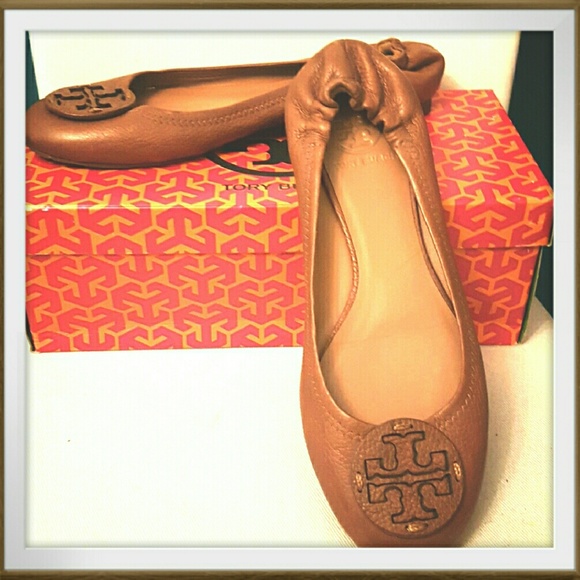 Tory Burch Shoes - Must have item!! Tory Burch Tumbled leather Reva