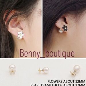 💕PRICE FIRM 💕Cute Flower Pearl Ear Stud Earring