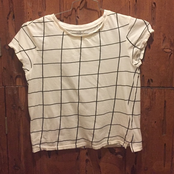 BDG Urban outfitters t-shirt light yellow black