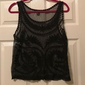 Forever 21 Tops - ‼️FLASH SALE‼️Forever 21 Sheer Patterned Top Forever 21 Tops - ‼️FLASH SALE‼️Forever 21 Sheer Patterned Top