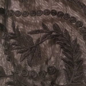 Forever 21 Tops - ‼️FLASH SALE‼️Forever 21 Sheer Patterned Top Forever 21 Tops - ‼️FLASH SALE‼️Forever 21 Sheer Patterned Top