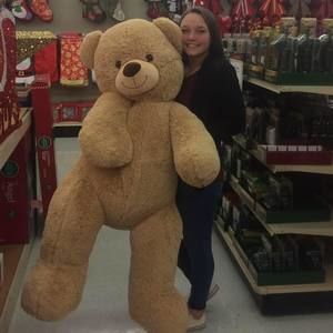 Meet your Posher, Haley