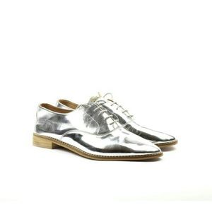 *NWT* ZARA Metallic Silver Leather Shoes