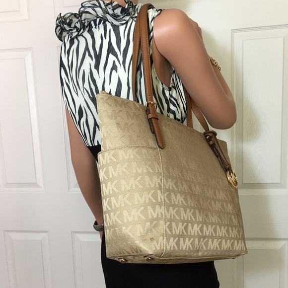 New Michael Kors Camel Tote - Picture 2 of 4