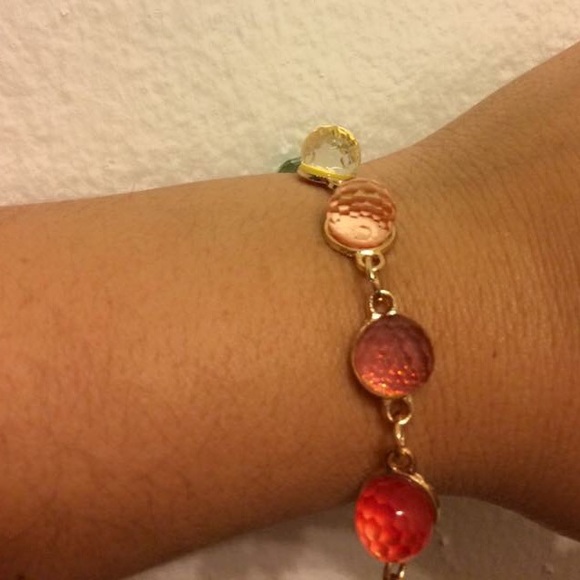 Colorful bracelet - Picture 4 of 4