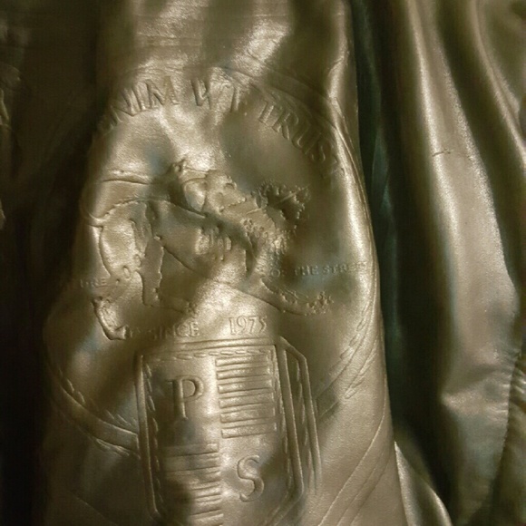 Leather jacket - Picture 2 of 3