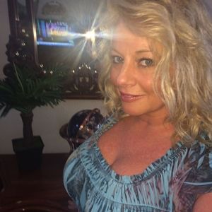 Meet your Posher, Gina