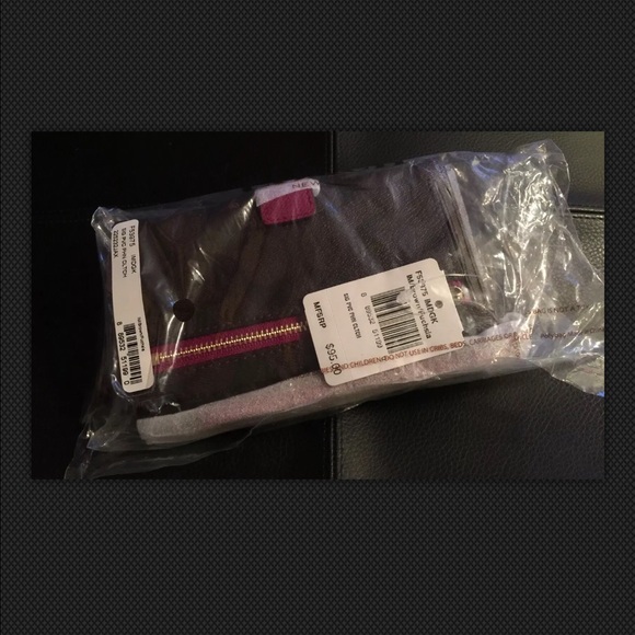 Authentic Coach Phone Wallet Wristlet Brn/Fuchsia - Picture 4 of 4