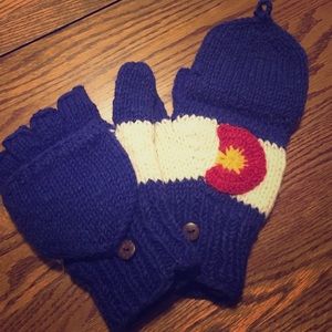 Colorado State flag hobo mittens.