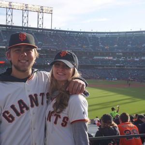 Meet your Posher, Bailey