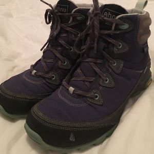 Ahnu Waterproof Hiking Boots💧🌳