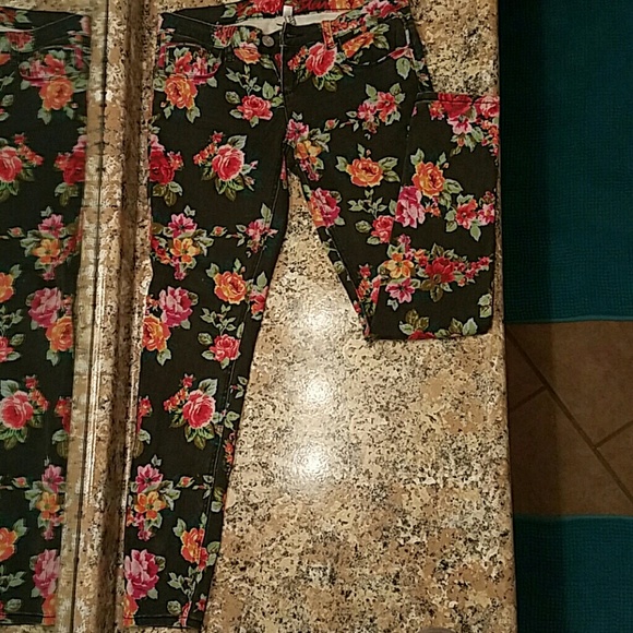 Floral print jeans
