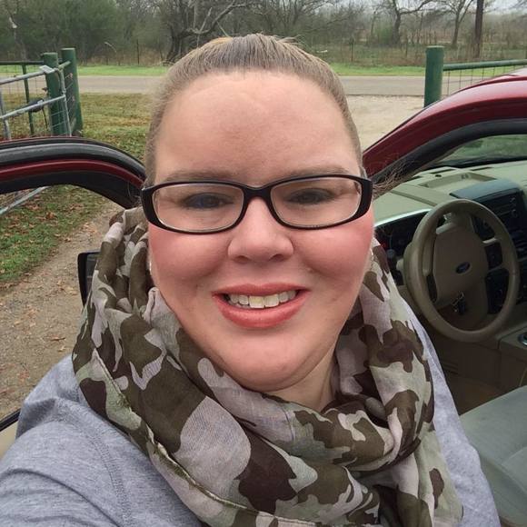 Meet your Posher, Dawn - Picture 1 of 1