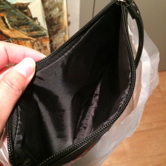 Victoria's Secret Sequin Clutch - Picture 4 of 4