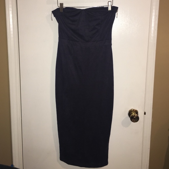 Dress - Picture 2 of 2