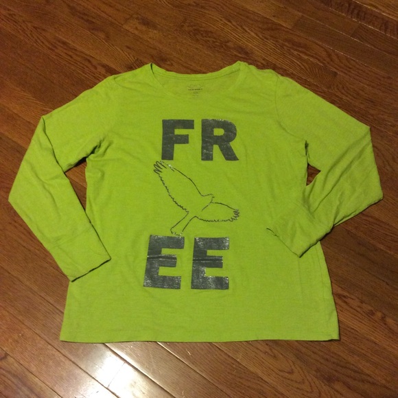 Old Navy Tops - ⚠B1G1 $4⬇️ Long Sleeve T-Shirt