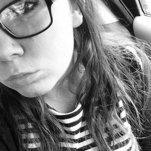 Meet your Posher, Saphyre