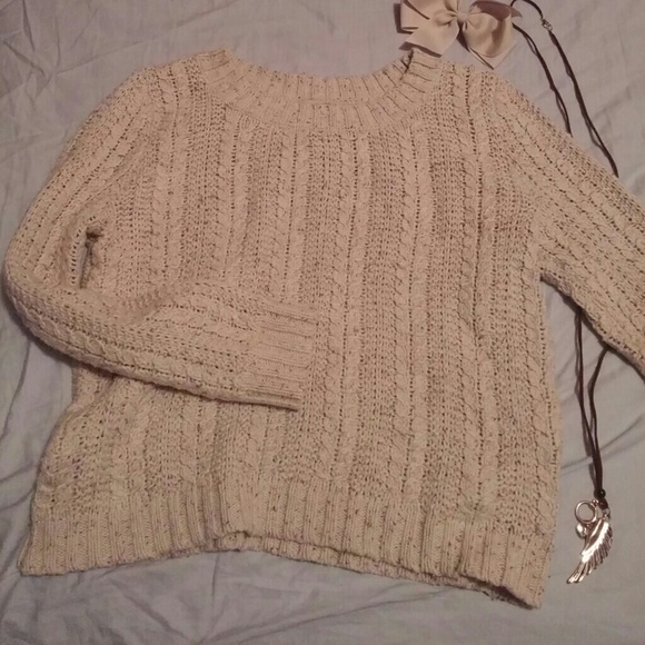 Knit sweater
