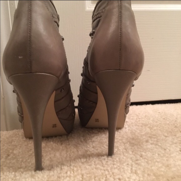 BCBG Booties. NEW - Picture 2 of 3