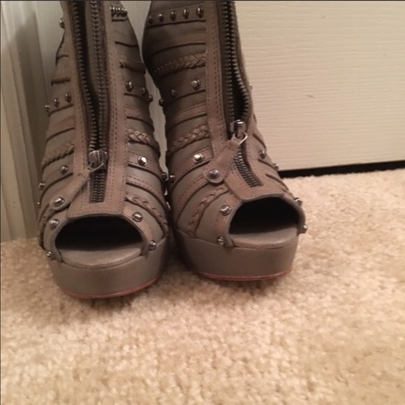 BCBG Booties. NEW - Picture 3 of 3