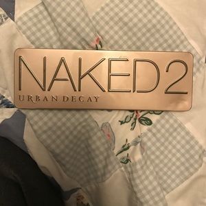 Naked 2 Urban decay eyeshadow palate