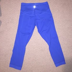 Lululemon blue crops